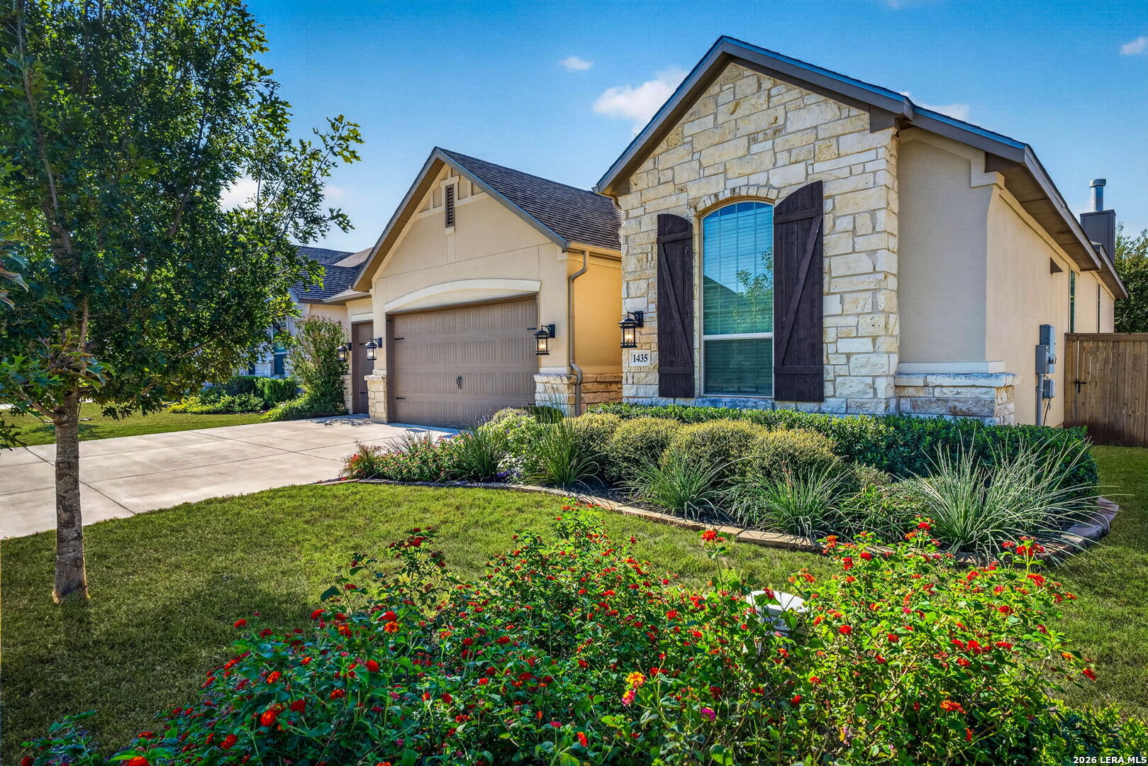 Property photo for 1435 OAKLAWN DR, New Braunfels, TX