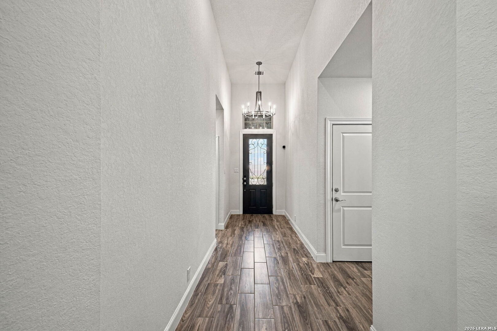 Entry/Foyer