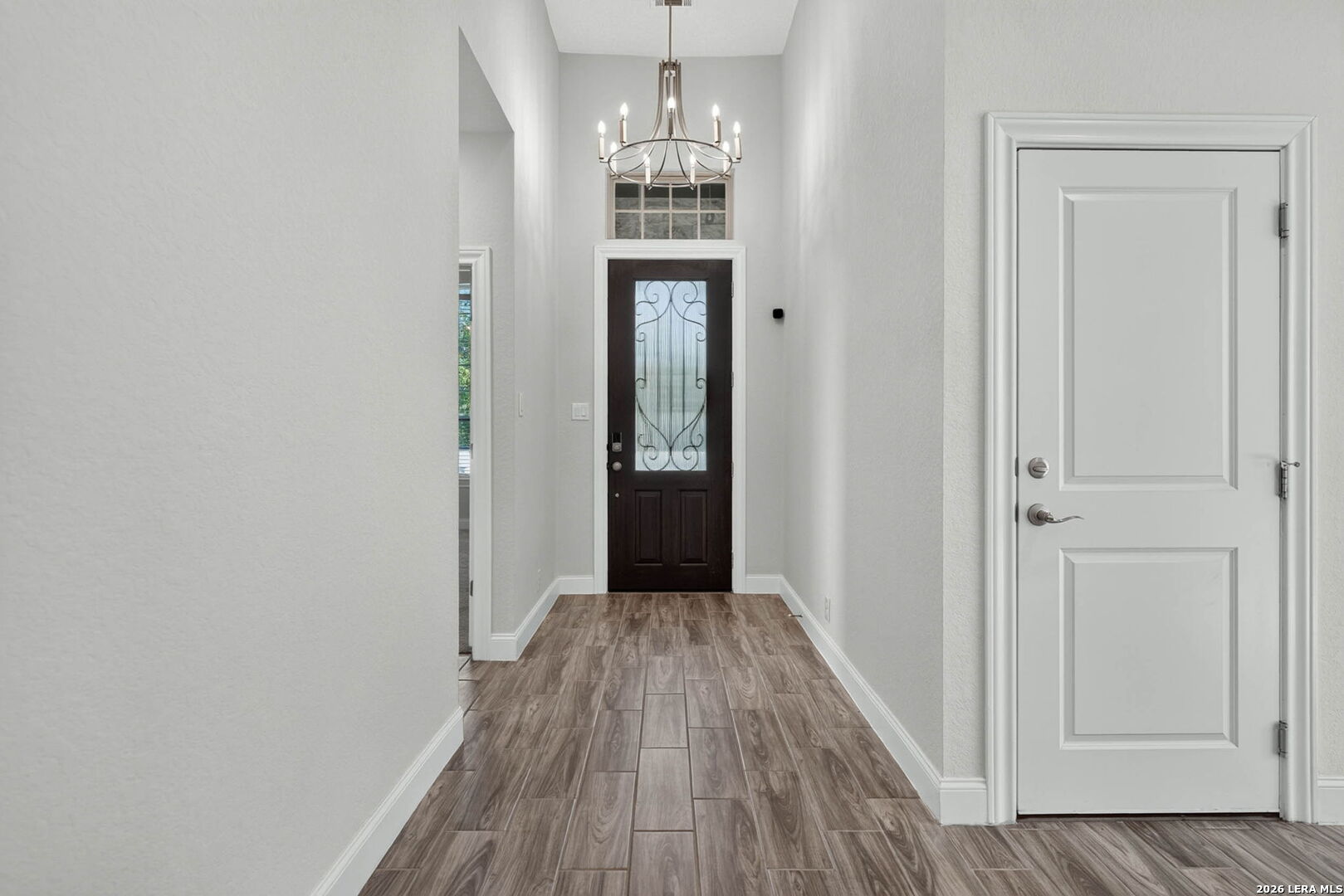 Entry/Foyer