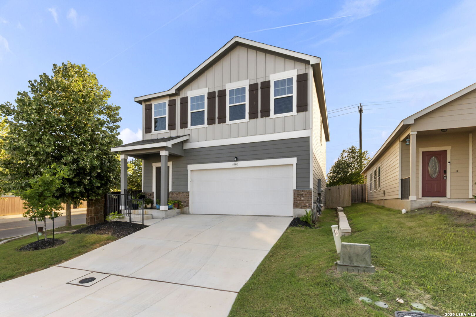 4905 Hallies Garden, St Hedwig, TX 78152