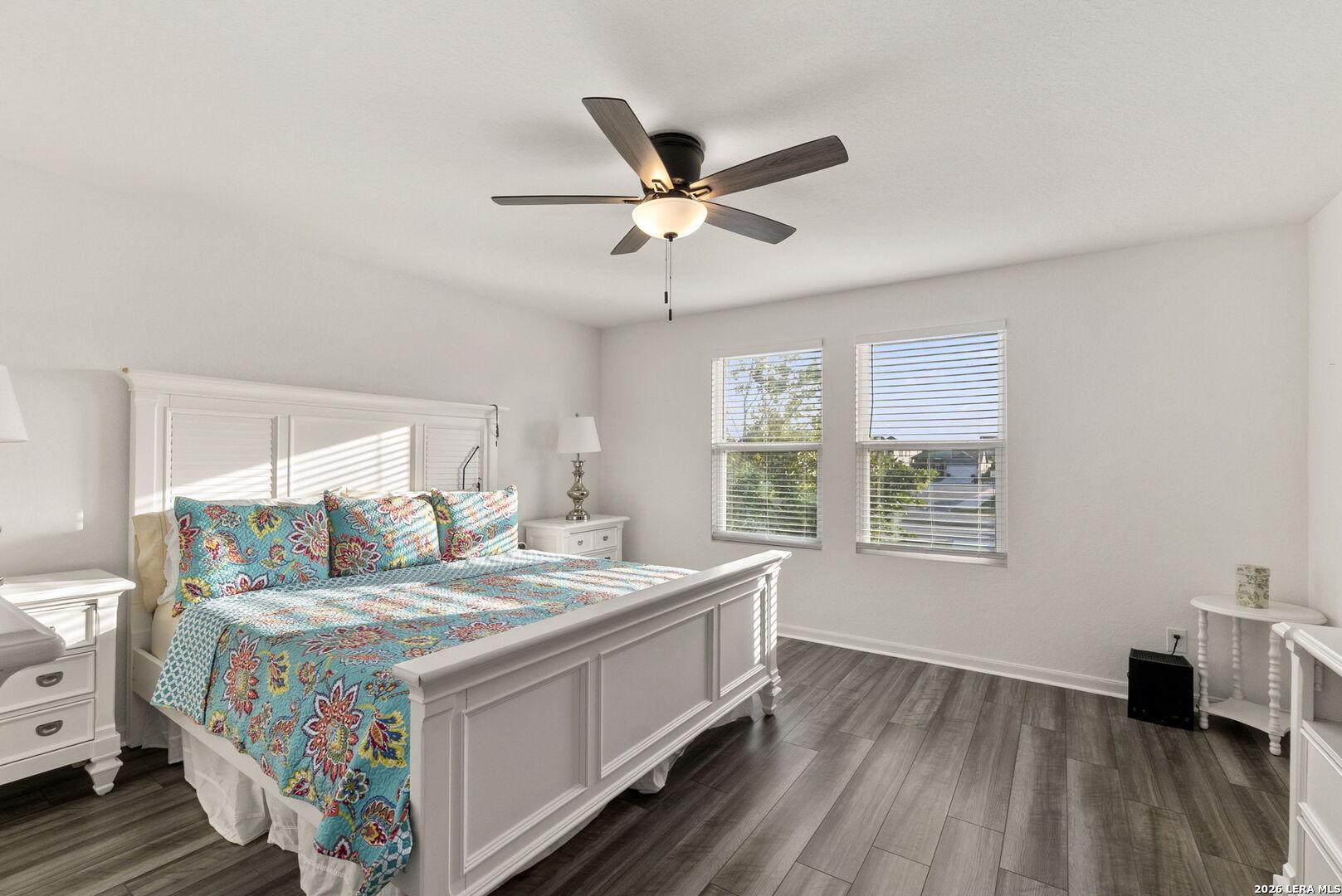 4905 Hallies Garden, St Hedwig, TX 78152