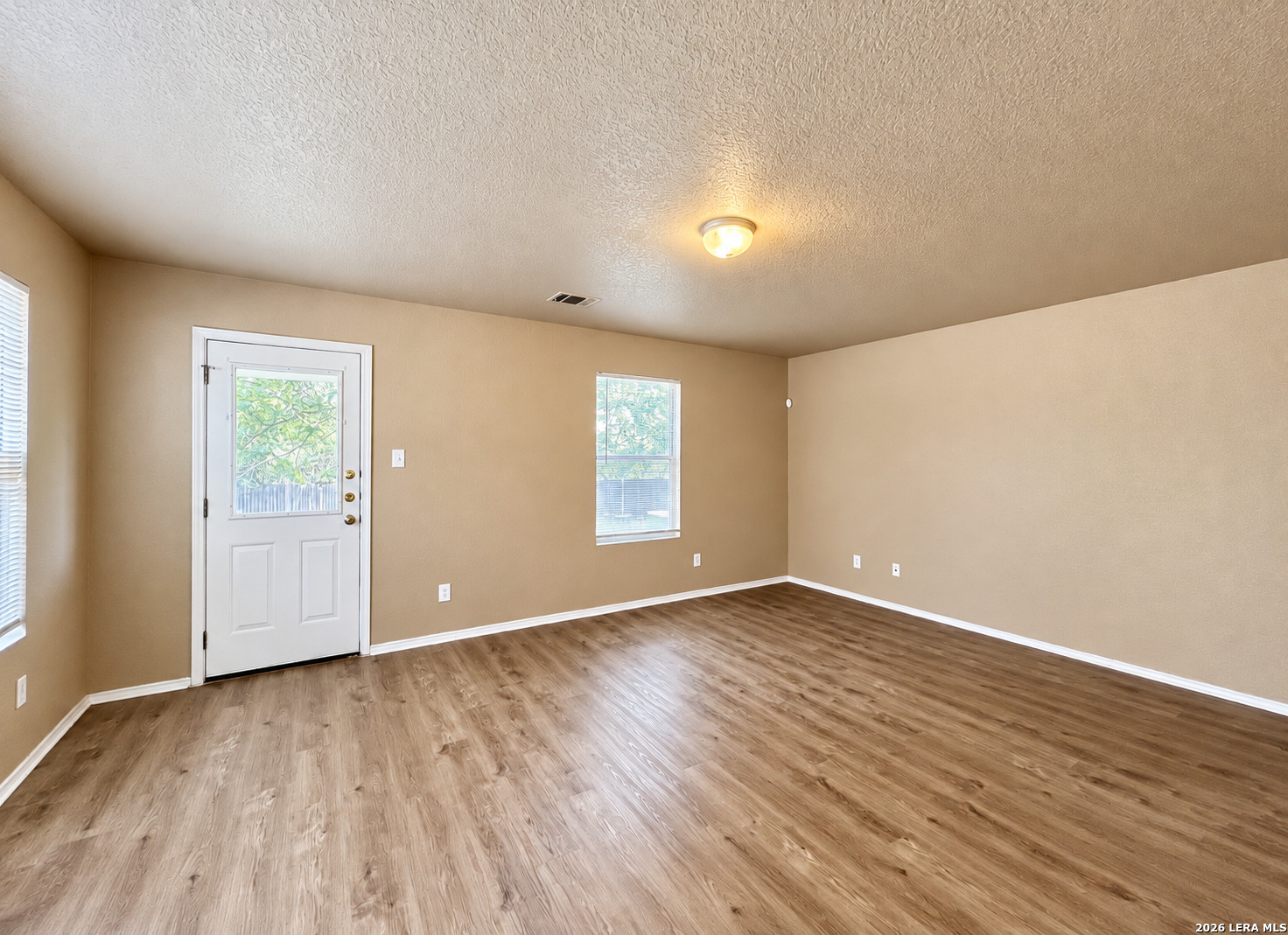 8815 Laguna Falls, San Antonio, TX 78251