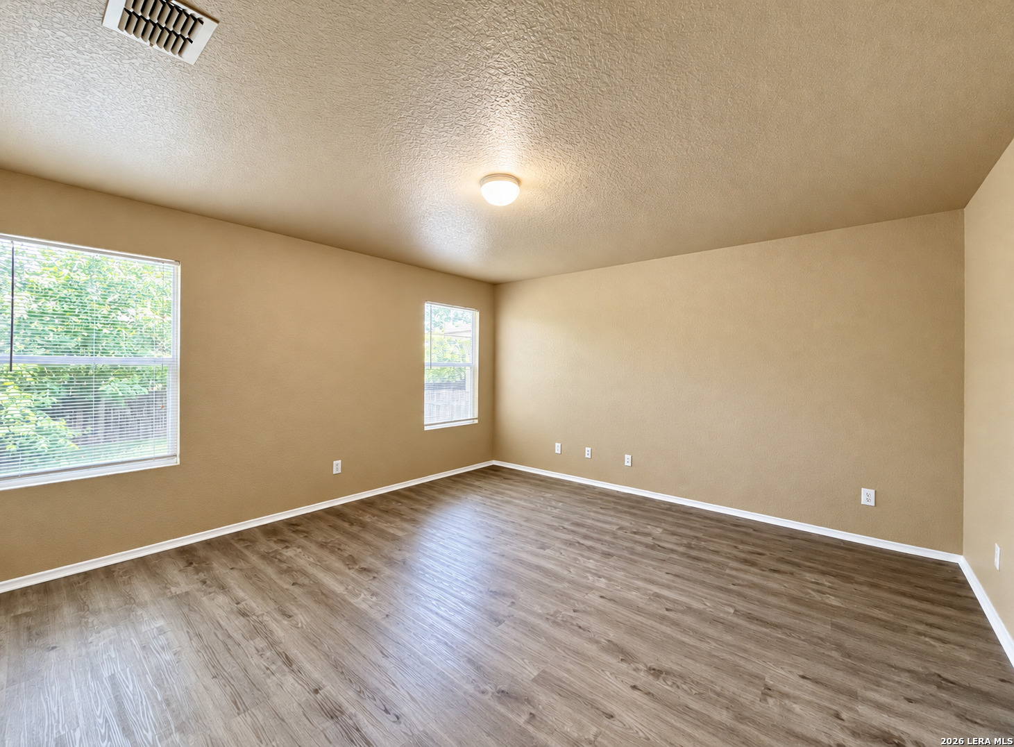 8815 Laguna Falls, San Antonio, TX 78251
