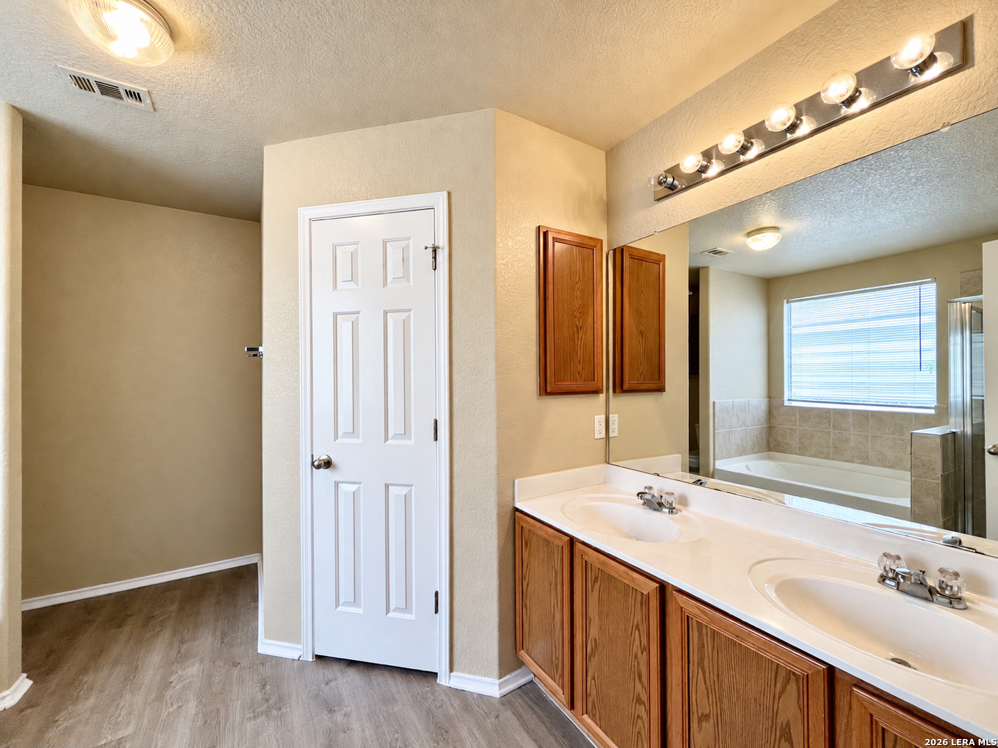 8815 Laguna Falls, San Antonio, TX 78251