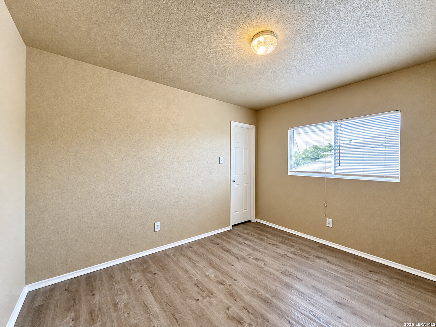 8815 Laguna Falls, San Antonio, TX 78251