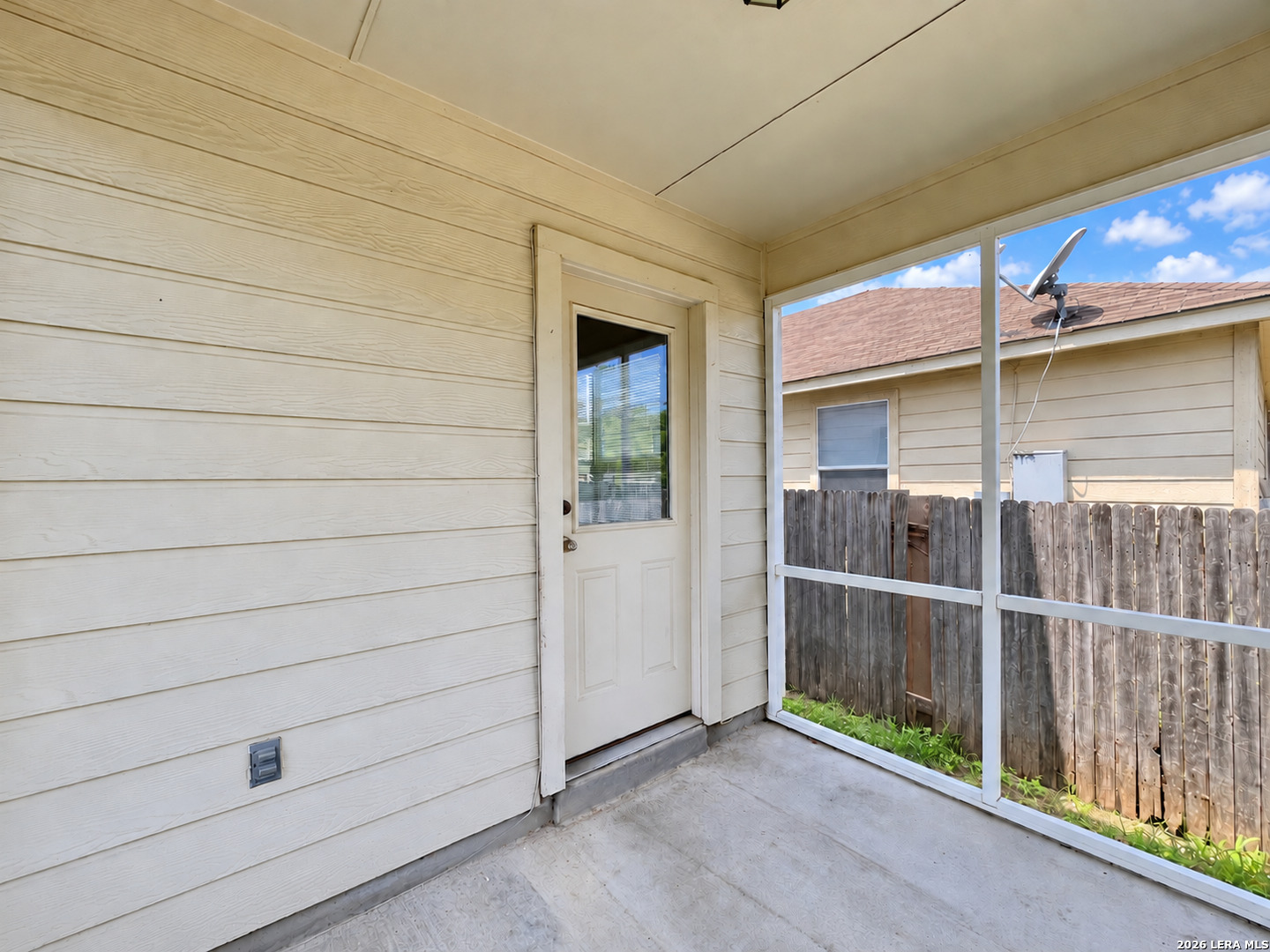 8815 Laguna Falls, San Antonio, TX 78251