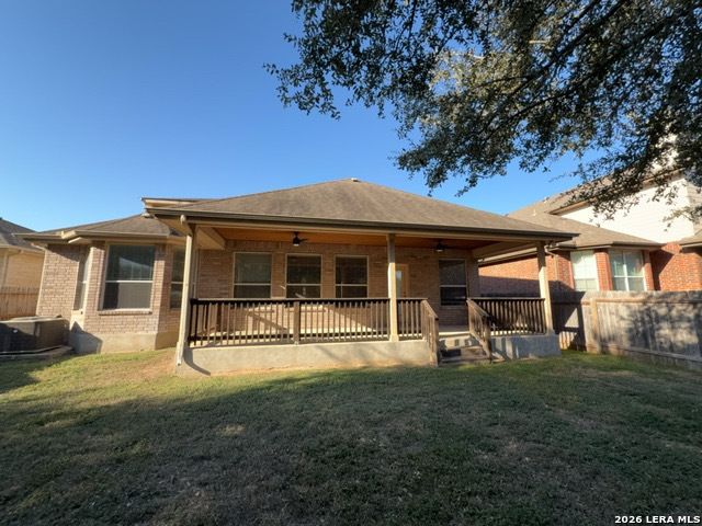 606 SEA HEADRIG DR, Cibolo, TX 78108