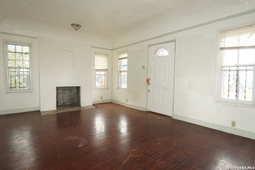 1502 STEVES AVE, San Antonio, TX 78210