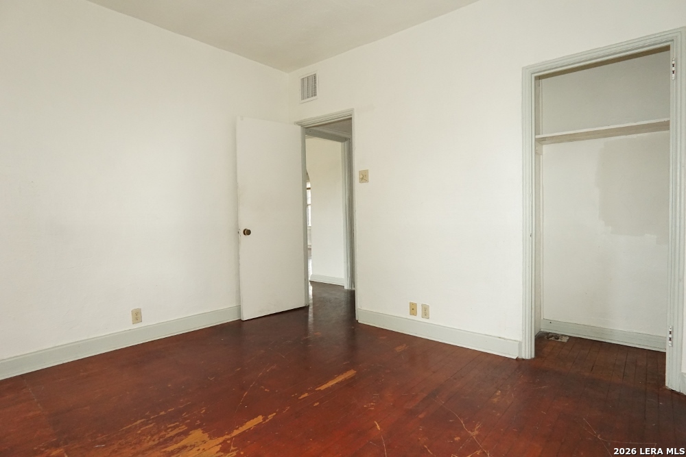 1502 STEVES AVE, San Antonio, TX 78210