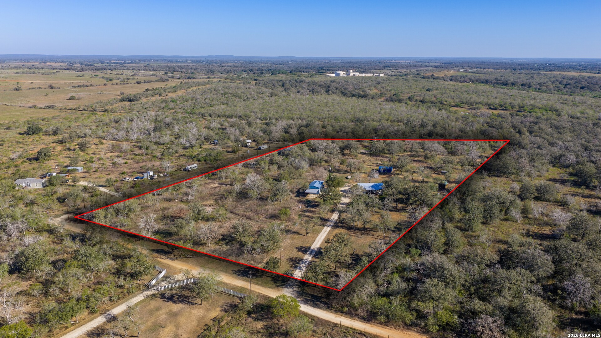 594 Sleepy Meadow, Nixon, TX 78140