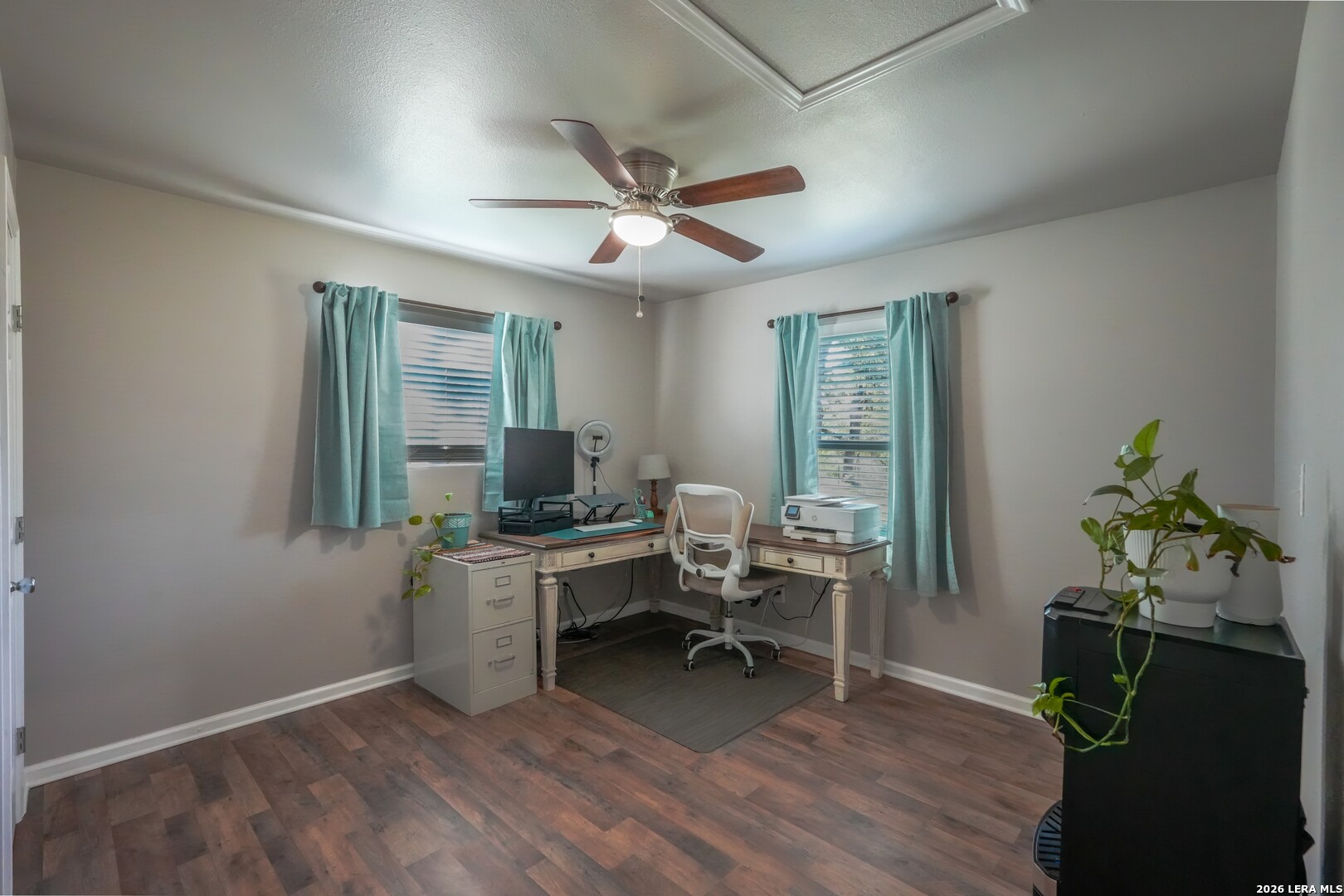 594 Sleepy Meadow, Nixon, TX 78140