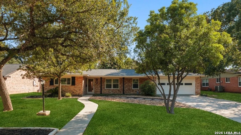 Property photo for 330 OAK GLEN DR, San Antonio, TX