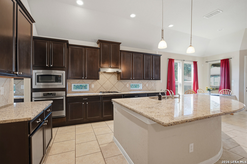 15323 Round Pond Pl, San Antonio, TX 78245