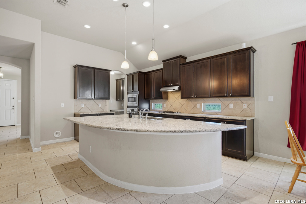 15323 Round Pond Pl, San Antonio, TX 78245