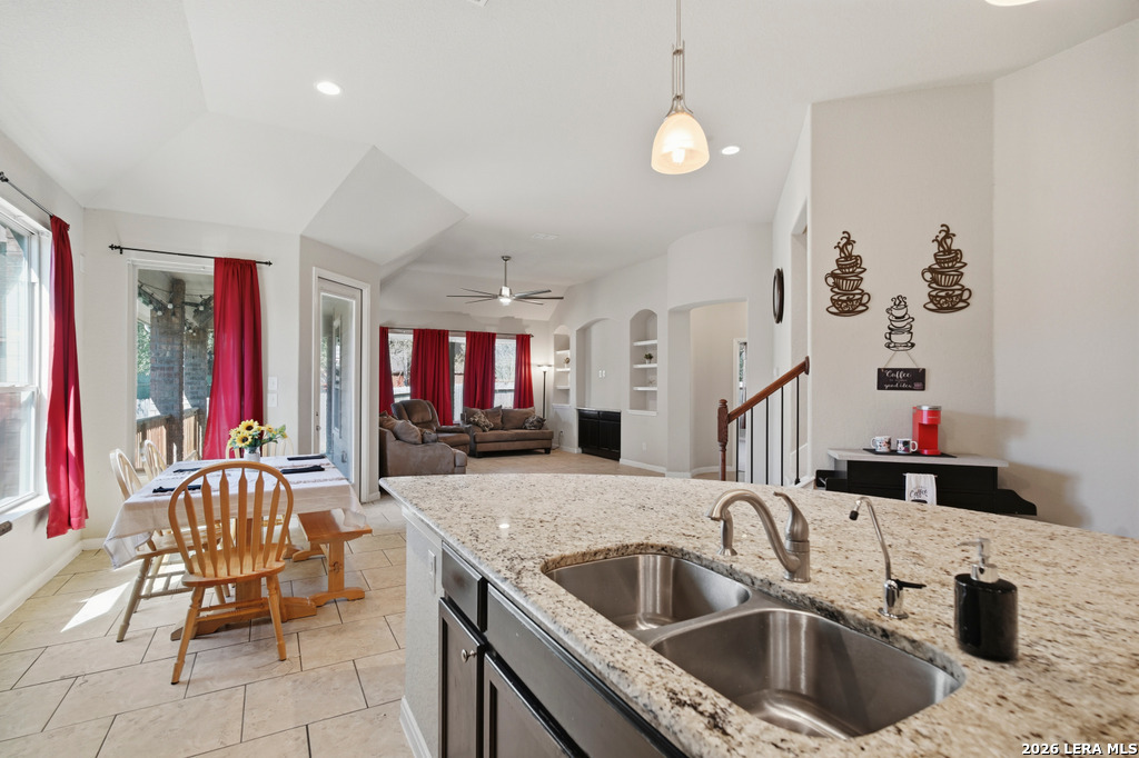 15323 Round Pond Pl, San Antonio, TX 78245