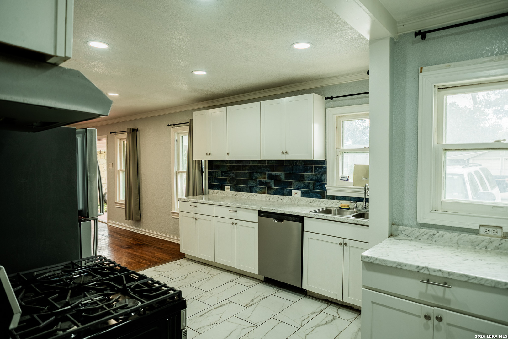 2916 S Gevers St, #A, San Antonio, TX 78210