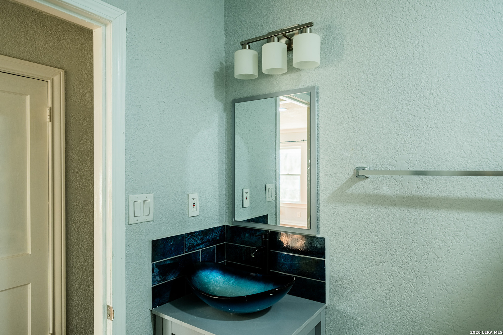 2916 S Gevers St, #A, San Antonio, TX 78210