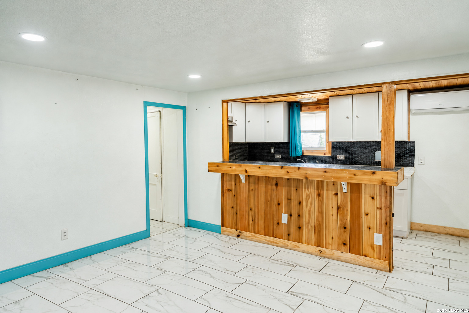 2916 S Gevers St, #B, San Antonio, TX 78210