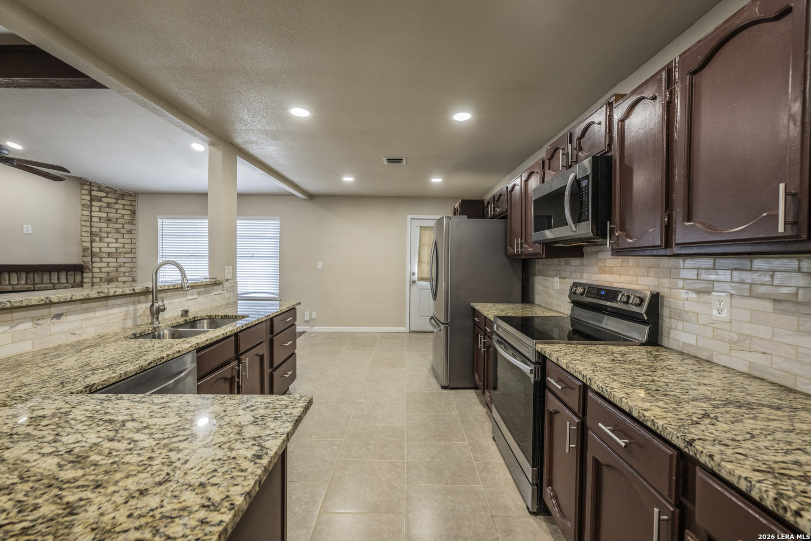 8822 Bridington, San Antonio, TX 78239