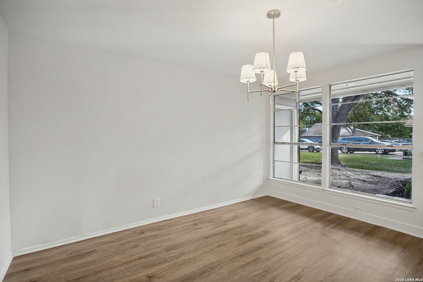 6318 CLUB OAKS ST, San Antonio, TX 78249