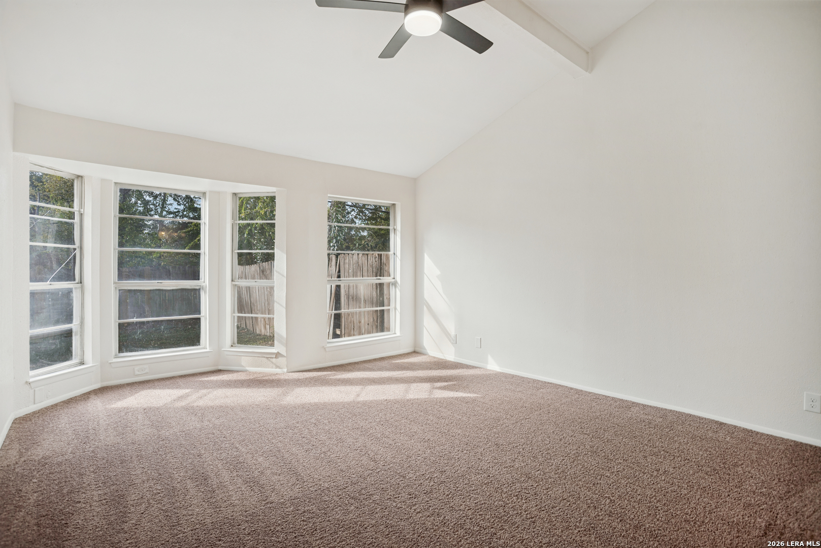 6318 CLUB OAKS ST, San Antonio, TX 78249