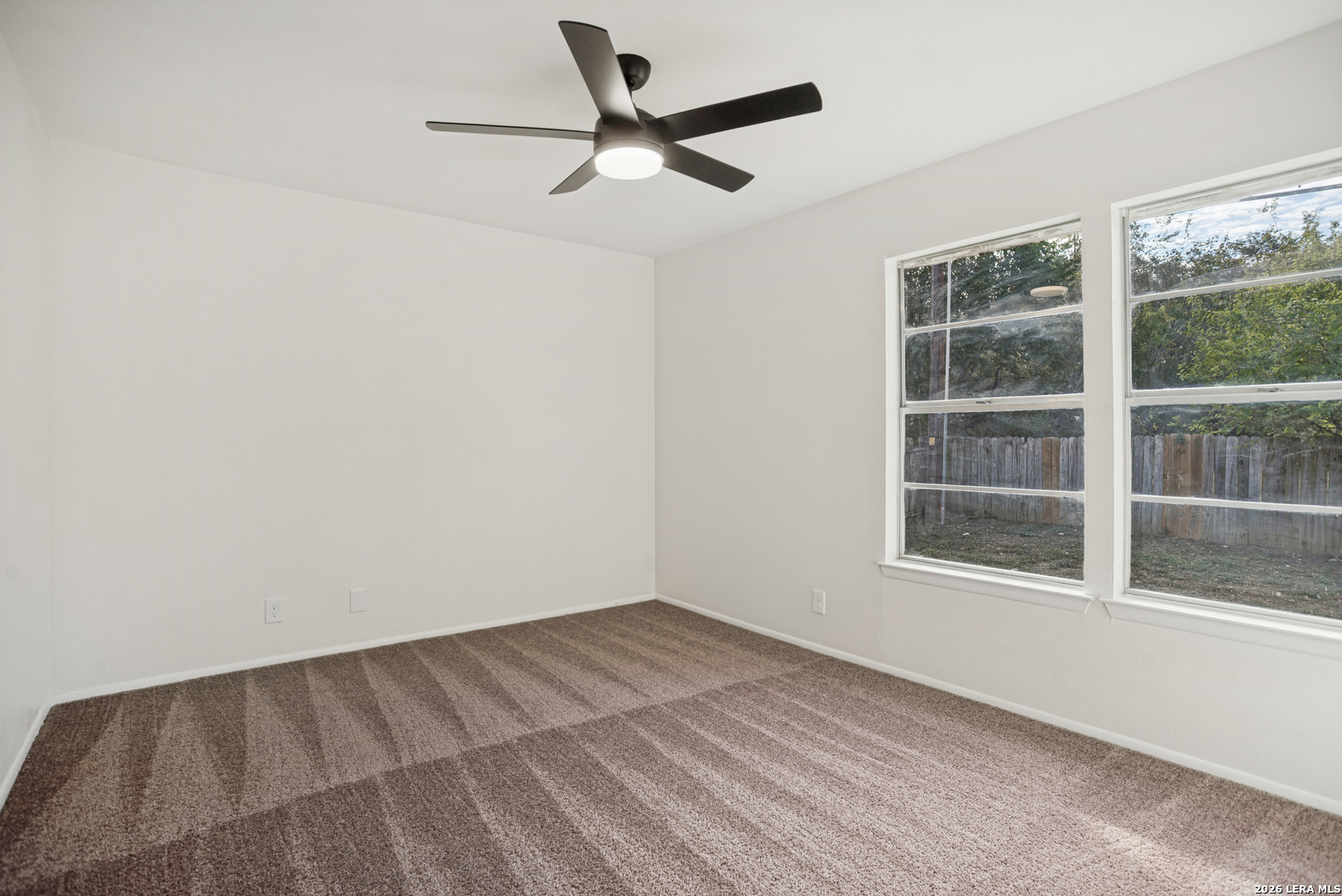 6318 CLUB OAKS ST, San Antonio, TX 78249