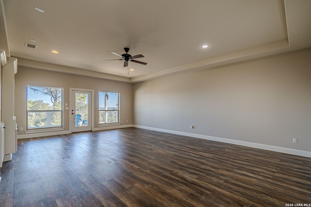 1950 TRIPLE PEAK DR, Canyon Lake, TX 78133