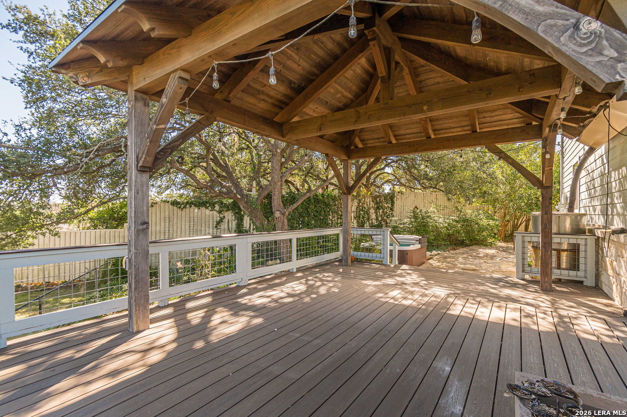 1950 TRIPLE PEAK DR, Canyon Lake, TX 78133