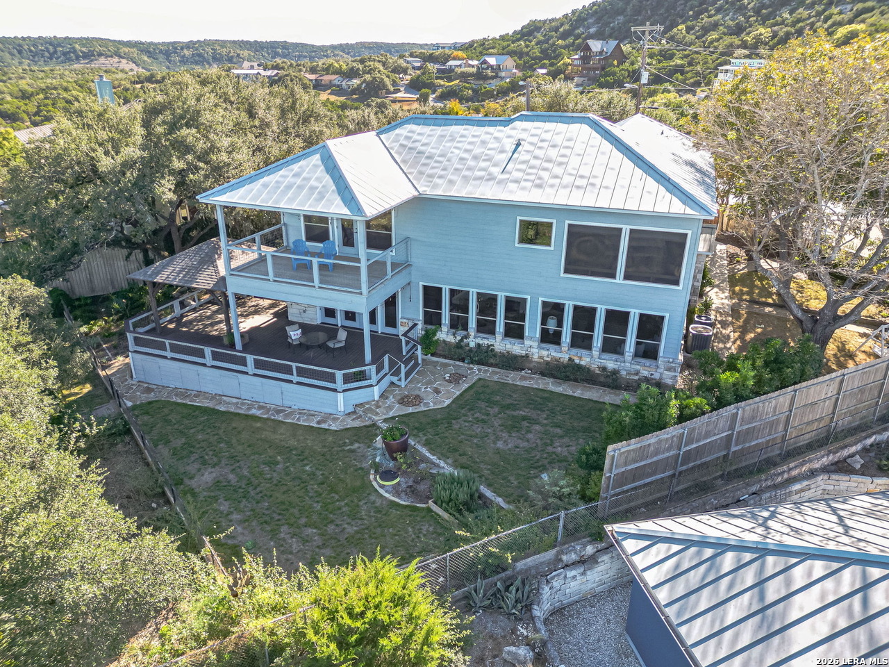 1950 TRIPLE PEAK DR, Canyon Lake, TX 78133