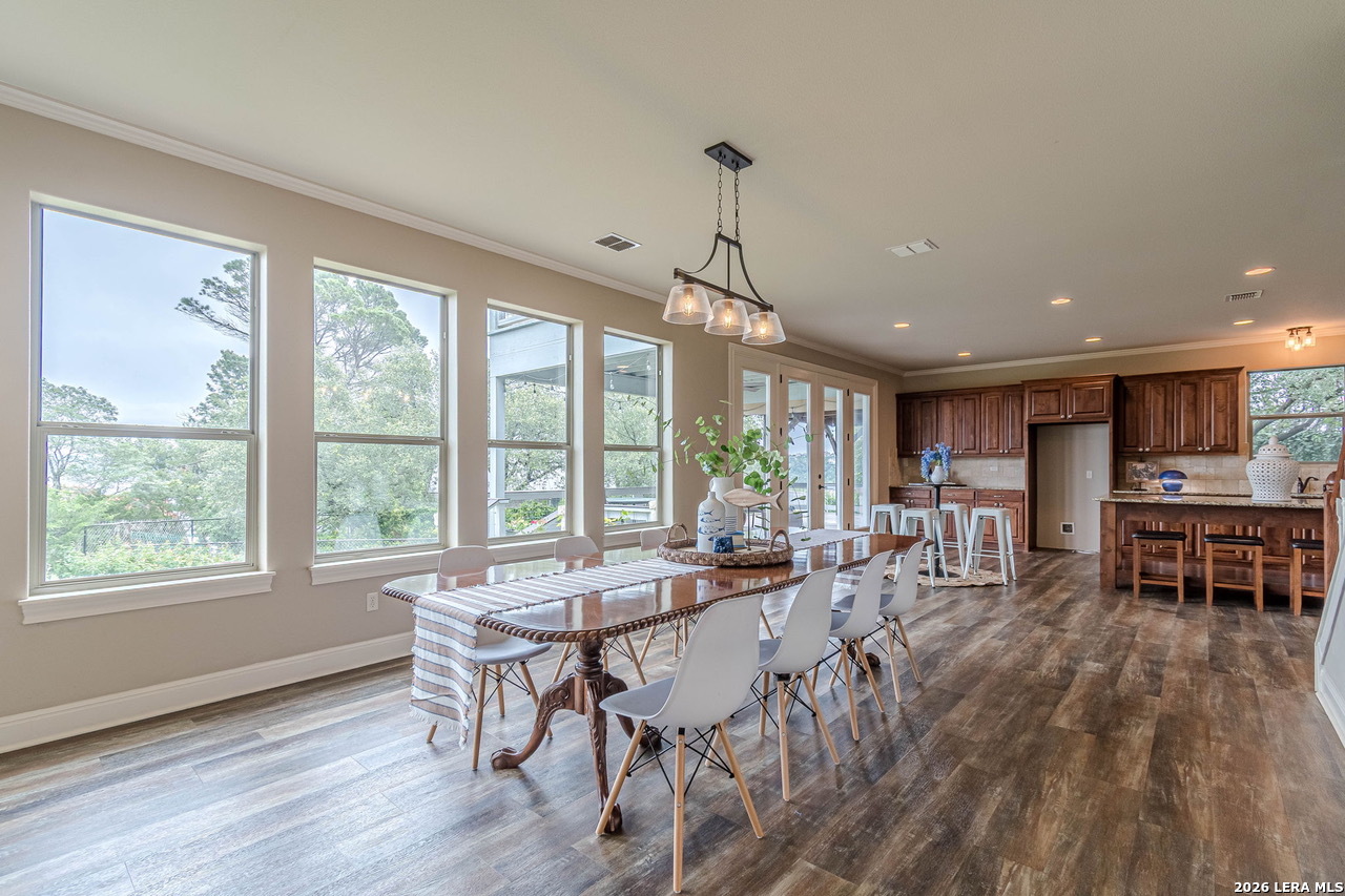 1950 TRIPLE PEAK DR, Canyon Lake, TX 78133