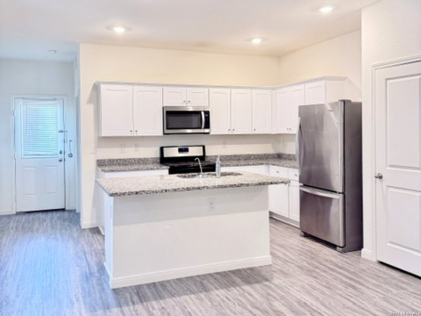 13555 Lunar Light, St Hedwig, TX 78152