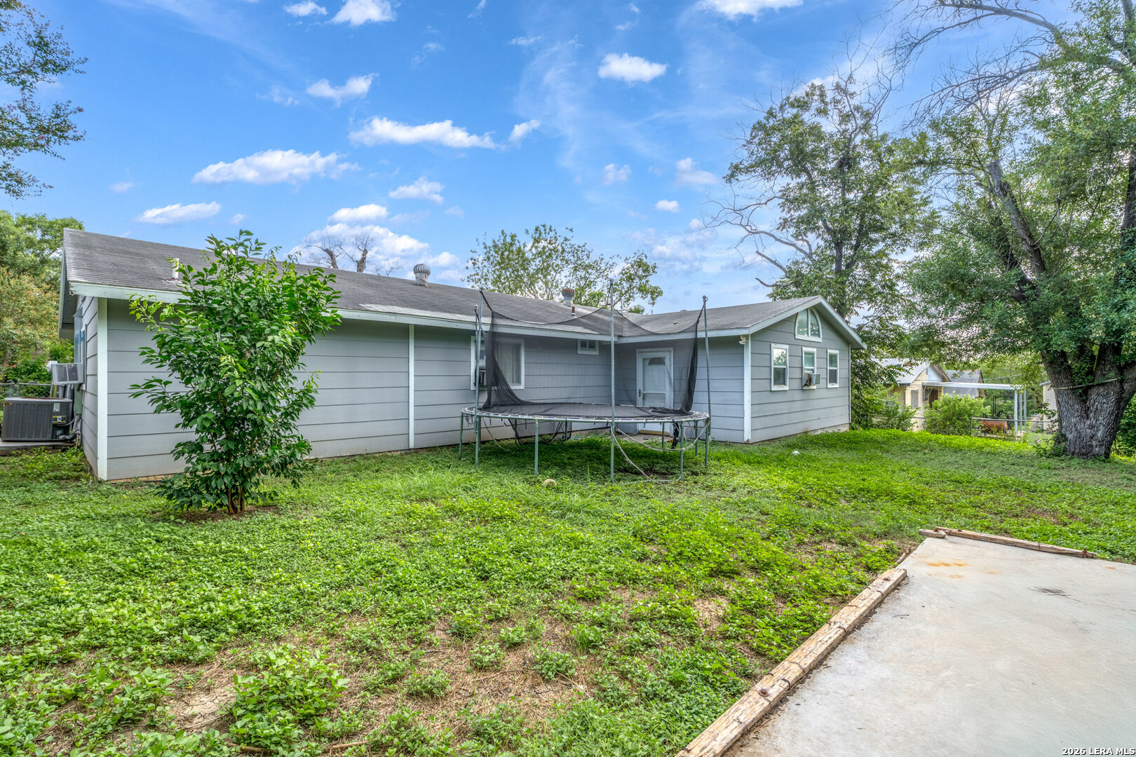 511 BARBUDA ST, San Antonio, TX 78227