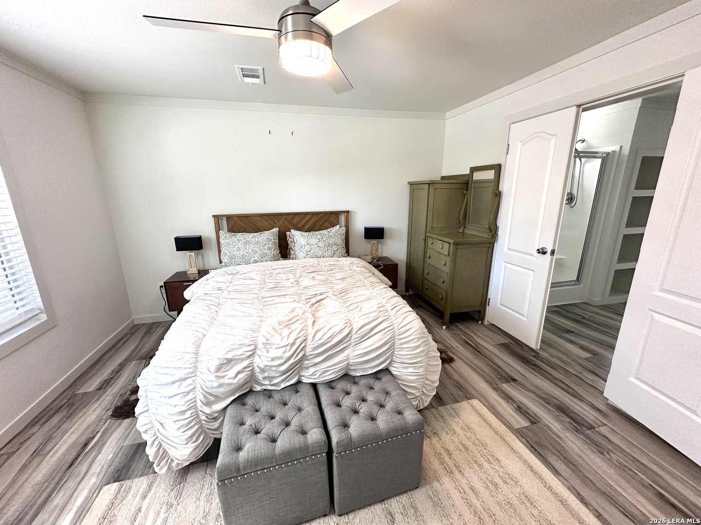 882 Spur Rd, Lakehills, TX 78063