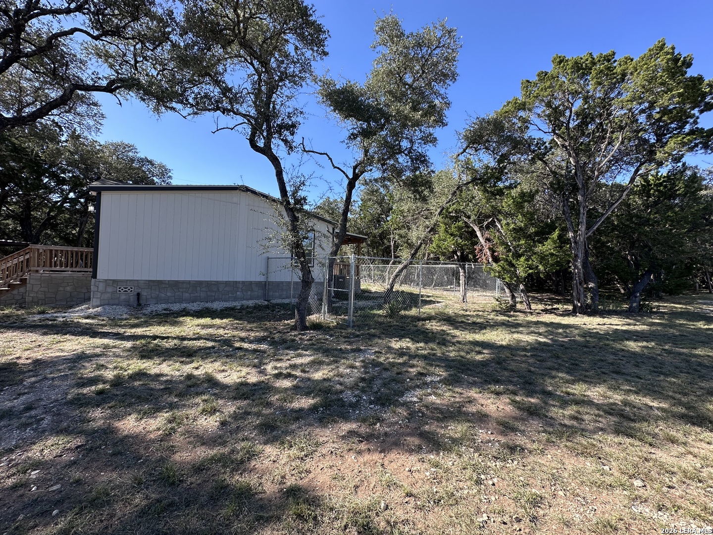 882 Spur Rd, Lakehills, TX 78063