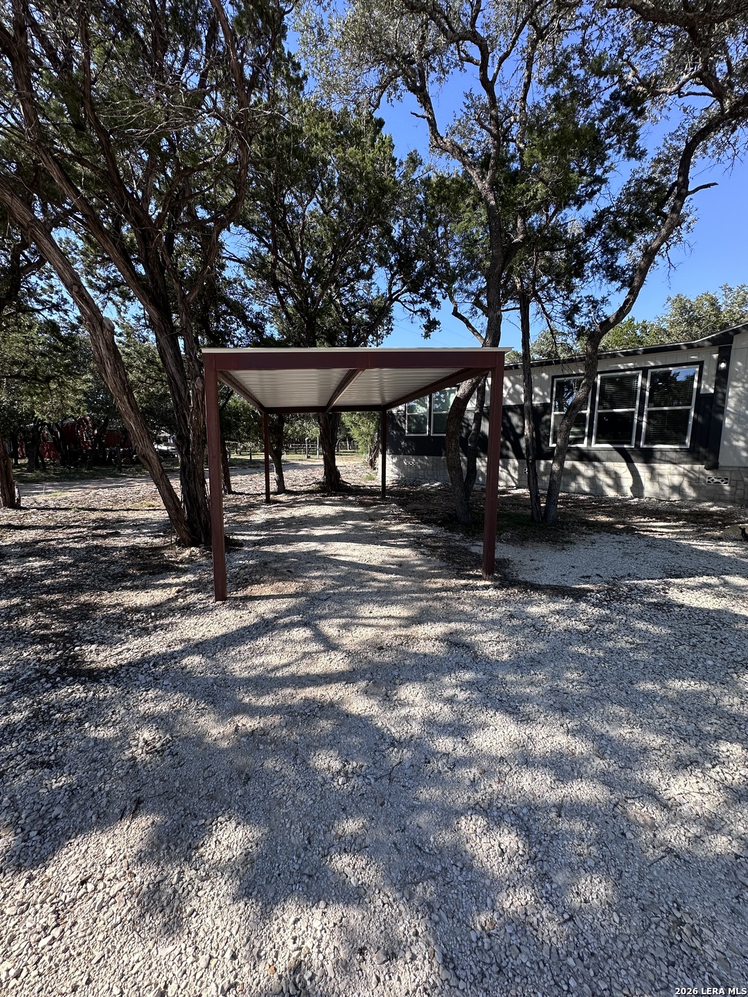882 Spur Rd, Lakehills, TX 78063