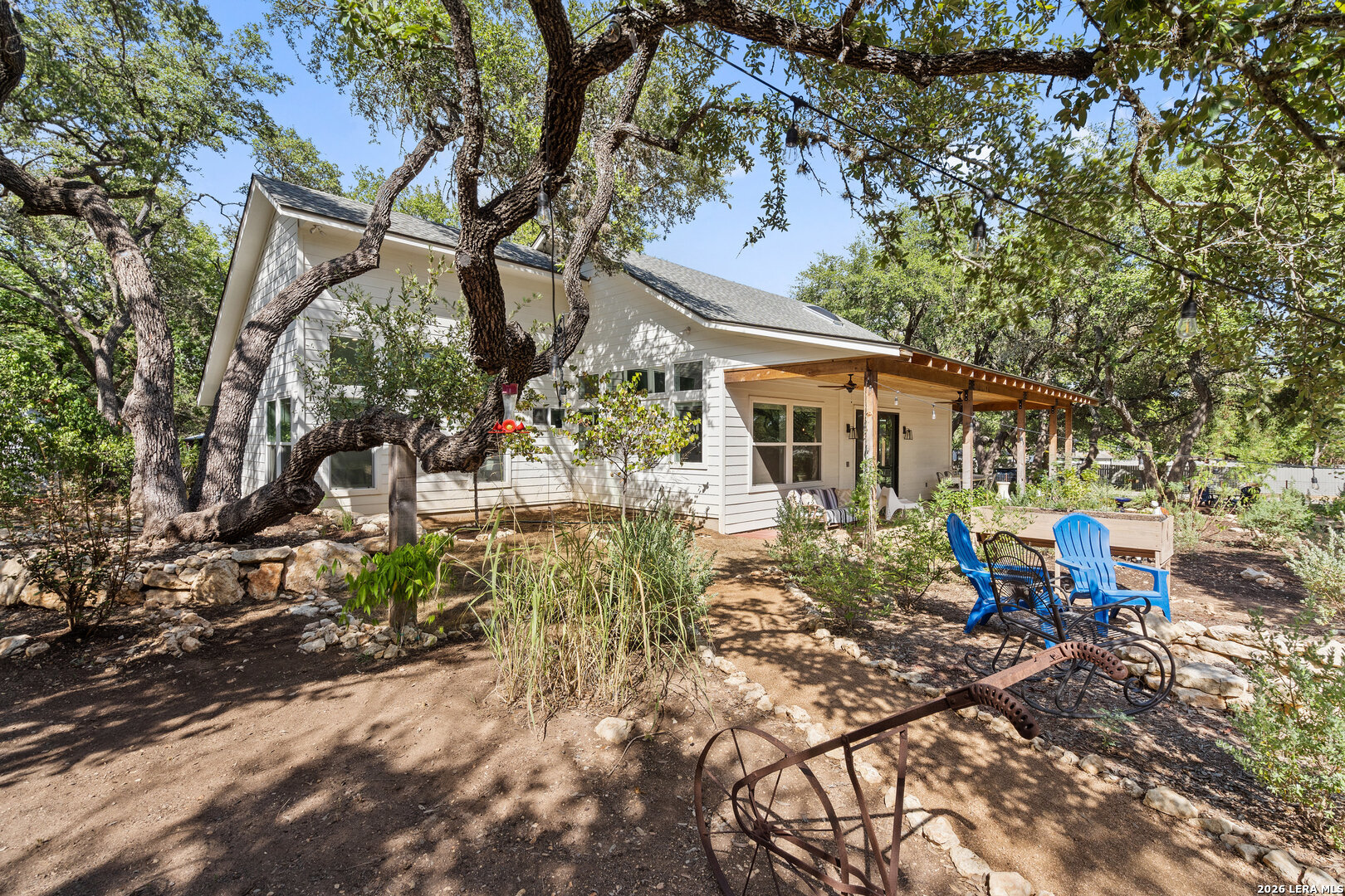 717 LAZY CREEK LN, Blanco, TX 78606