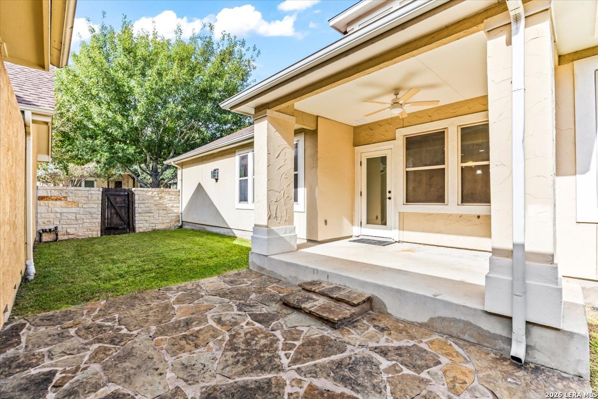 2121 Pecan Leaf, New Braunfels, TX 78130