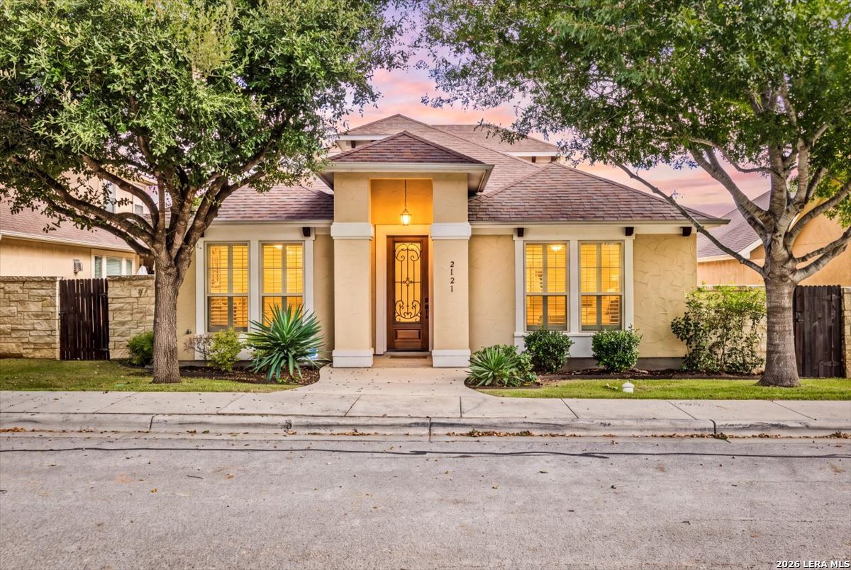 2121 Pecan Leaf, New Braunfels, TX 78130