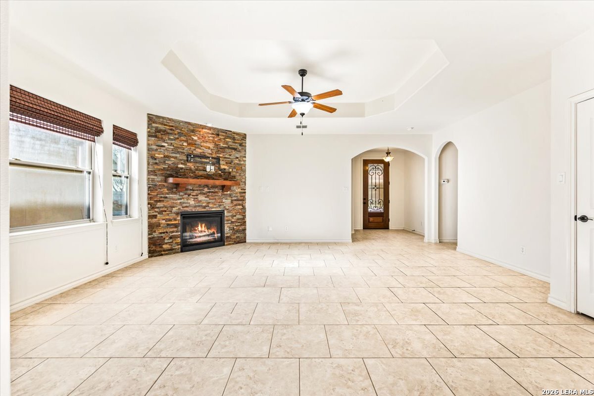 2121 Pecan Leaf, New Braunfels, TX 78130