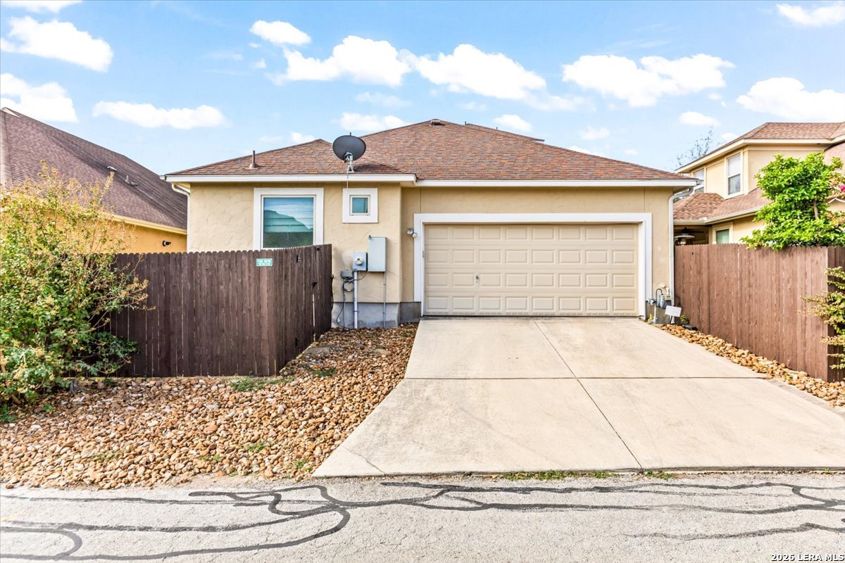 2121 Pecan Leaf, New Braunfels, TX 78130