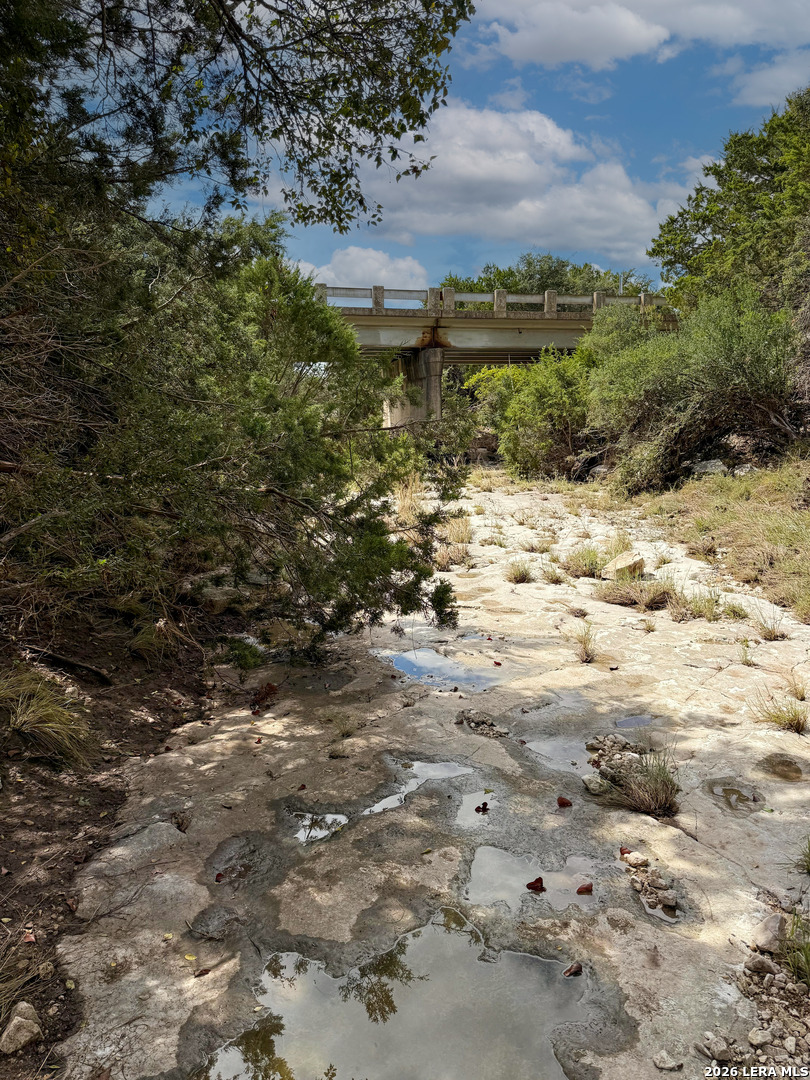 14700 I H 10 SERVICE RD, Junction, TX 76849