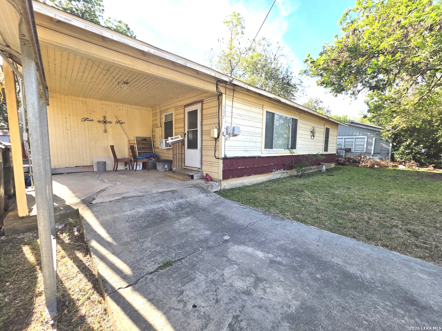 Property photo for 308 LINDA DR, San Marcos, TX