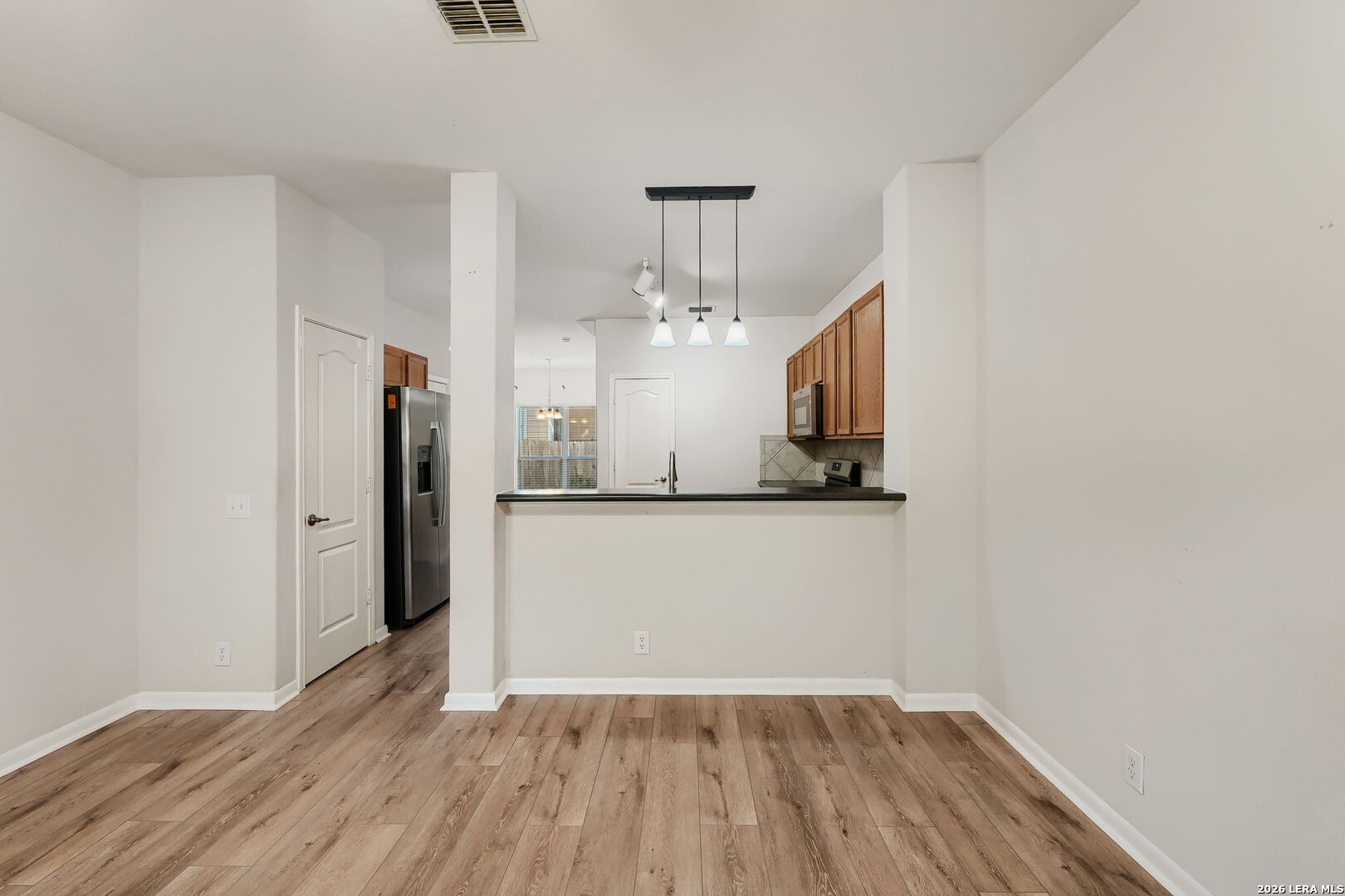 Eat-In Kitchen