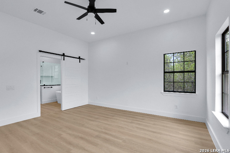 212 ROY NICHOLS DR, Blanco, TX 78606