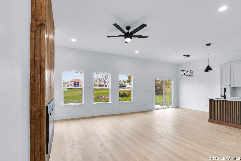 212 ROY NICHOLS DR, Blanco, TX 78606
