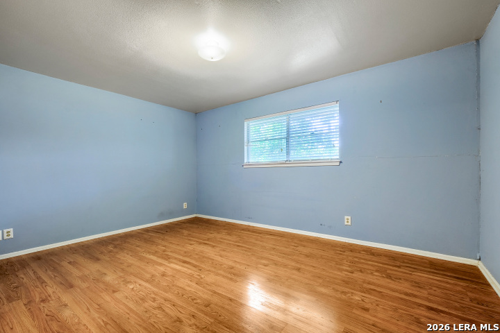 6018 Woodwick Dr, Windcrest, TX 78239
