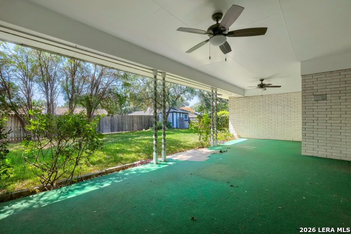 6018 Woodwick Dr, Windcrest, TX 78239