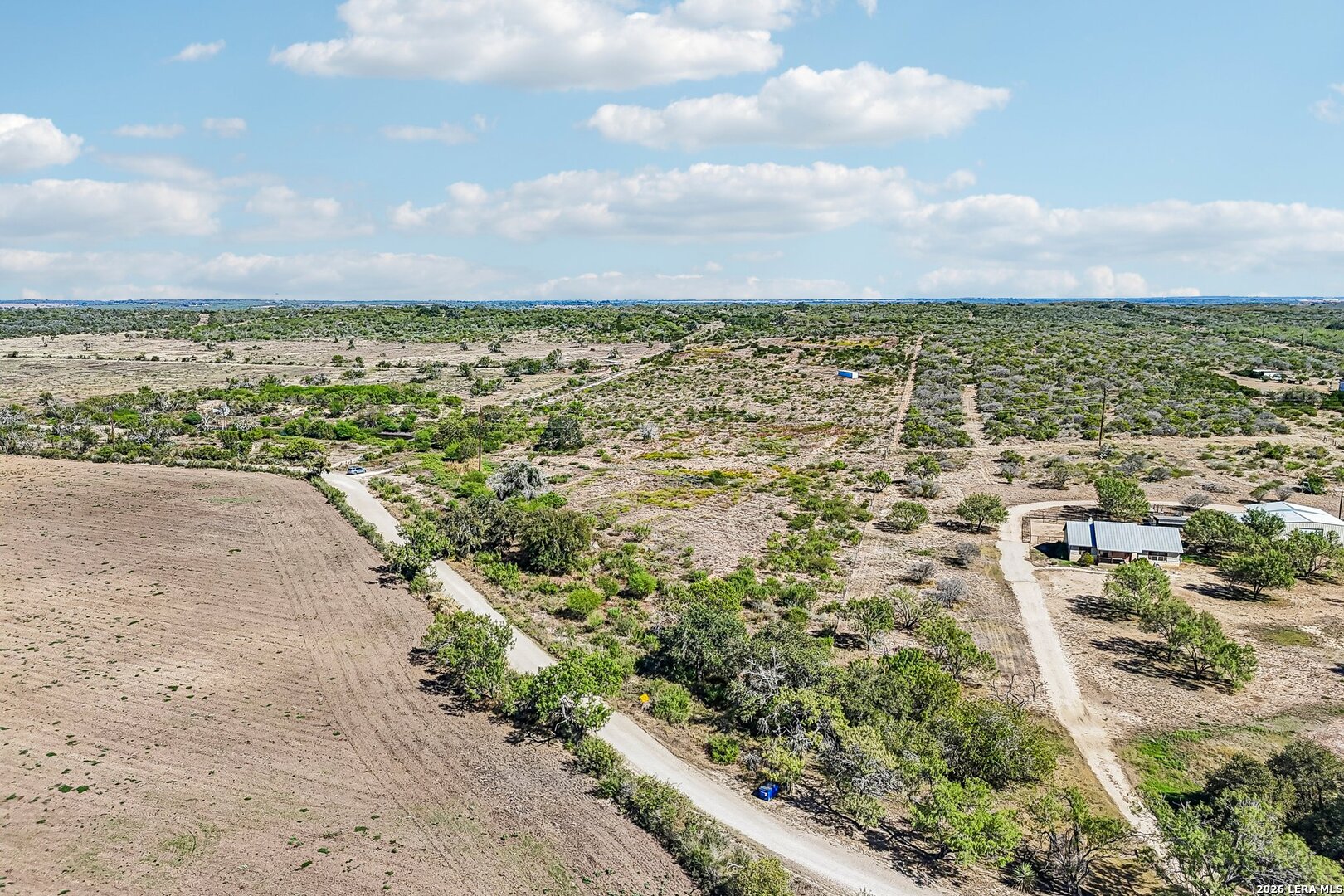 4936 COUNTY ROAD 5710, Devine, TX 78016