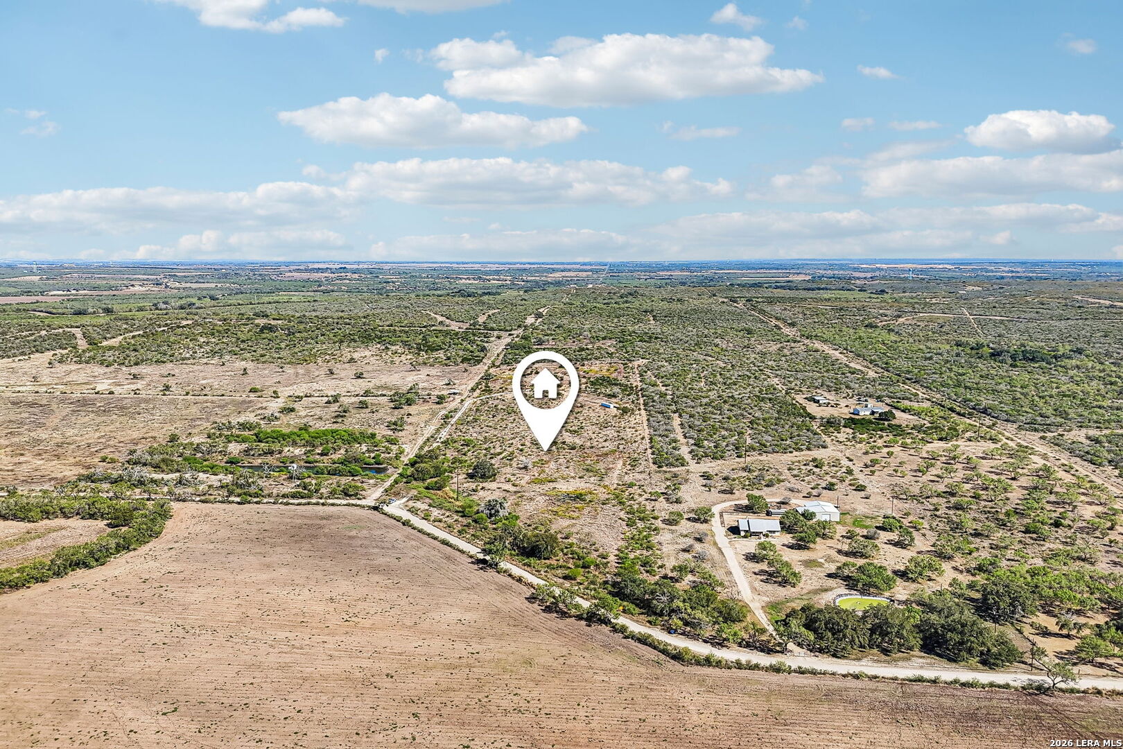 4936 COUNTY ROAD 5710, Devine, TX 78016