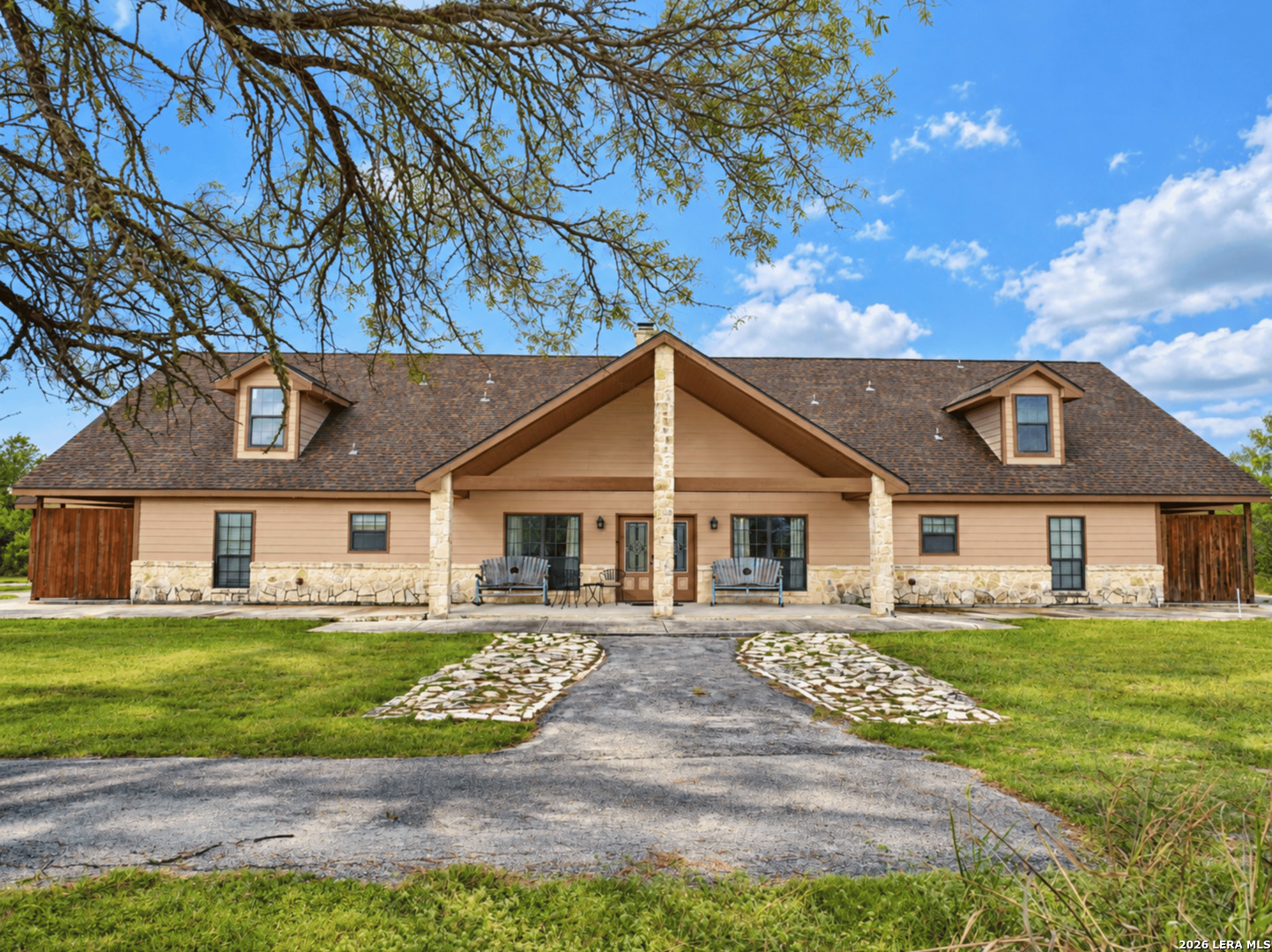 400 County Road 3821, San Antonio, TX 78253
